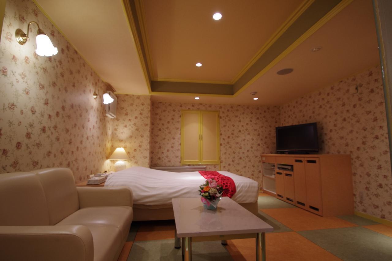 Liebeshotel Princess Iii (adults Only)